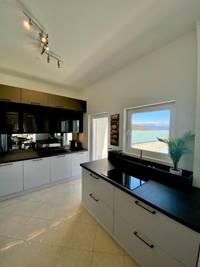Luxury Villa Eternity - Marvelous Sea View - Box Spring Beds - Opatija-Poljane מראה חיצוני תמונה